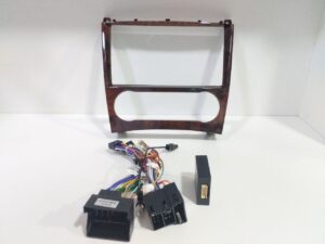Рамка для магнитолы Mercedes-Benz C-class 2005+2009, G-class 2008+2012 9д +Кан Рестайлинг